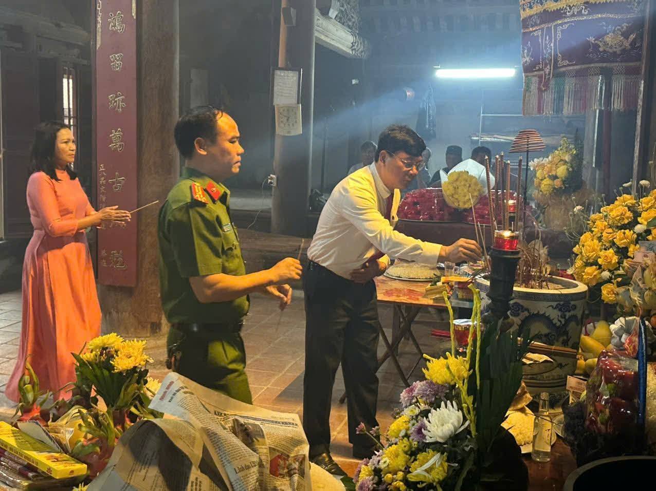 anh tin bai